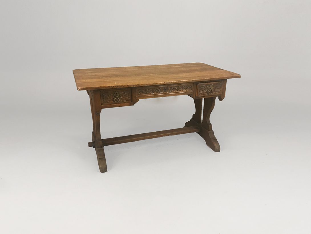 Foto Wooden Table with Drawers H76x140x75