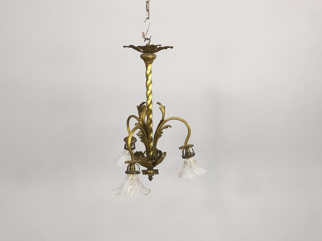 Foto Brass Pendant Lamp with White Glass Flowers ø58