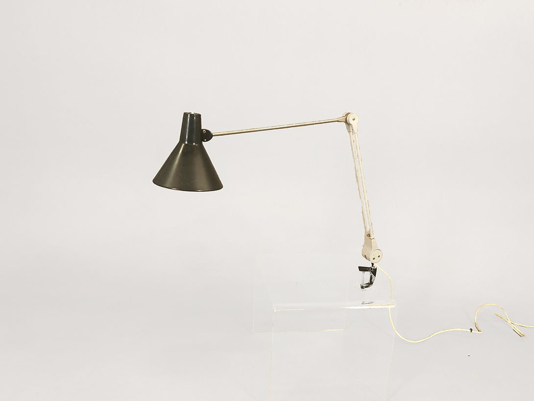 Foto Industrial Desk Lamp with Brass and White Brackets h51