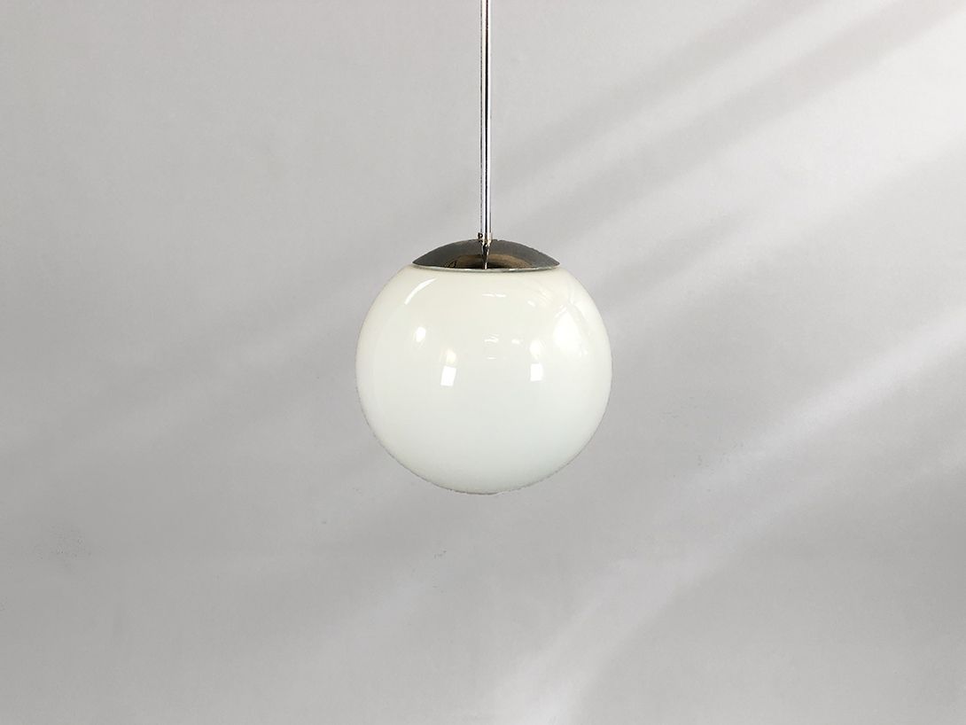 Foto White Pendant Lamp Ball ø24