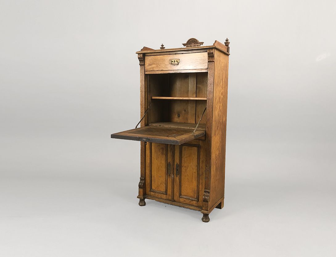 Foto Antique Wooden Secretary h170