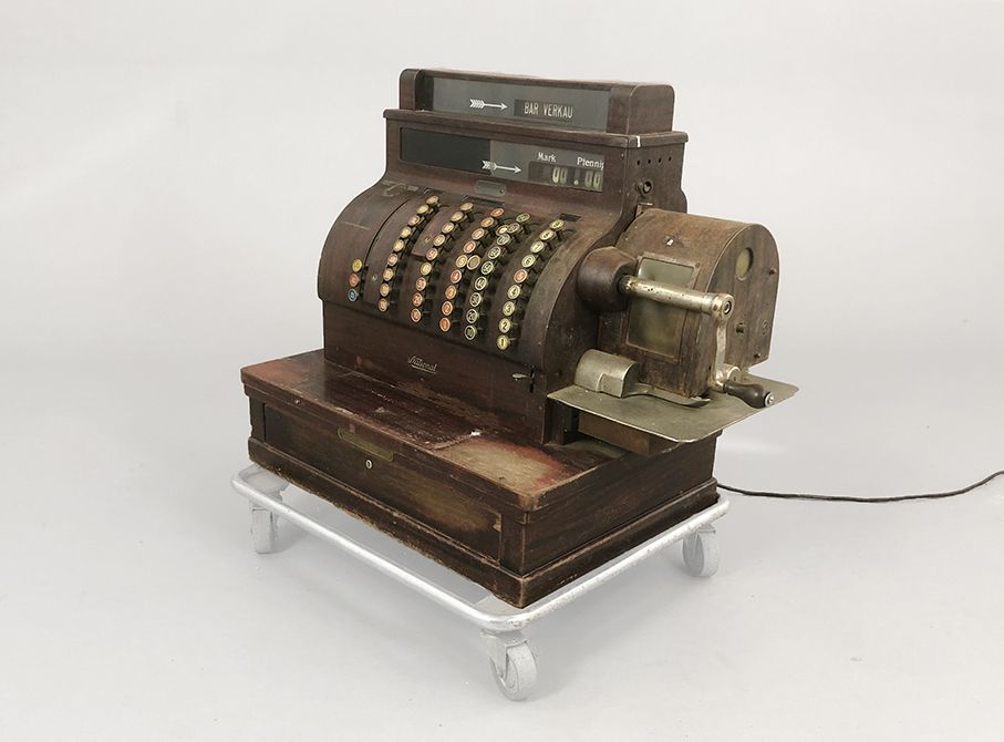 Foto Antique Cash Stand