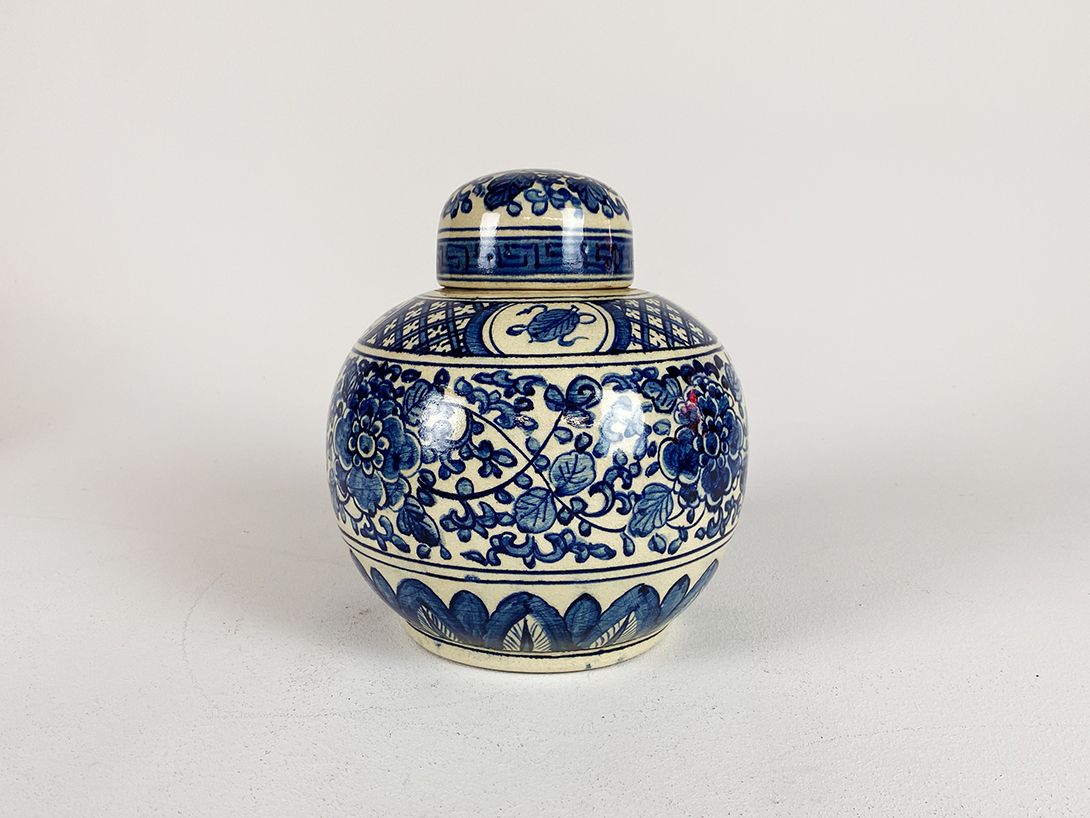 Foto Chinese Vessel h25x20
