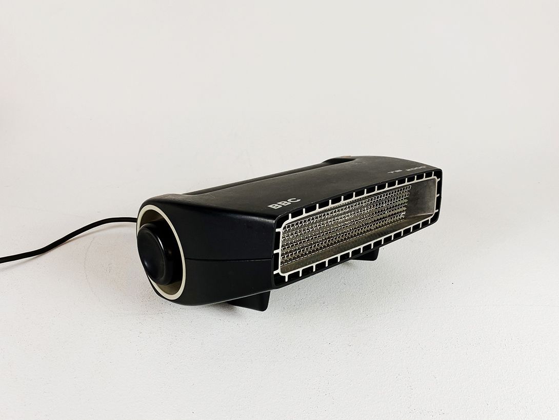 Foto Black Electric Heater TS 2000 h15x29x20
