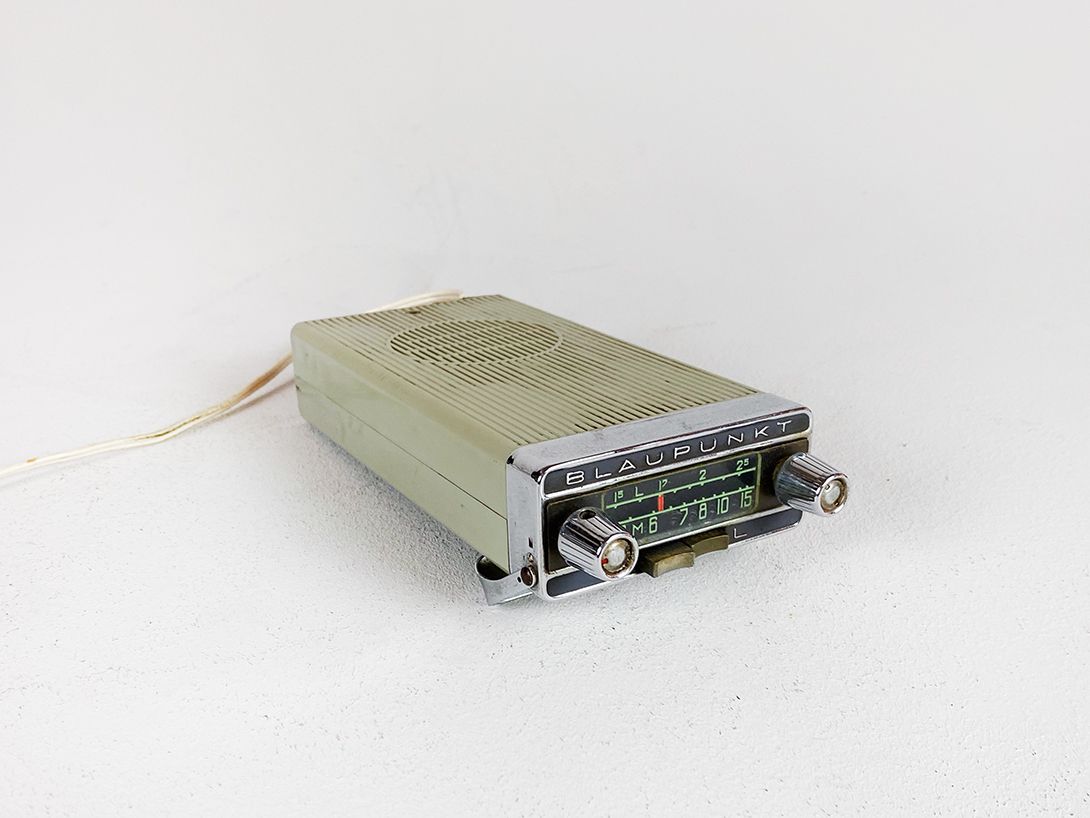 Foto Blaupunkt Portable Car Radio h4x9x19