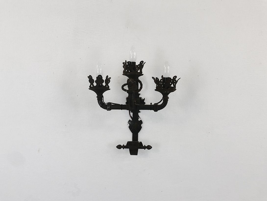Foto Four Arms Metal Black Wall Lamp h41