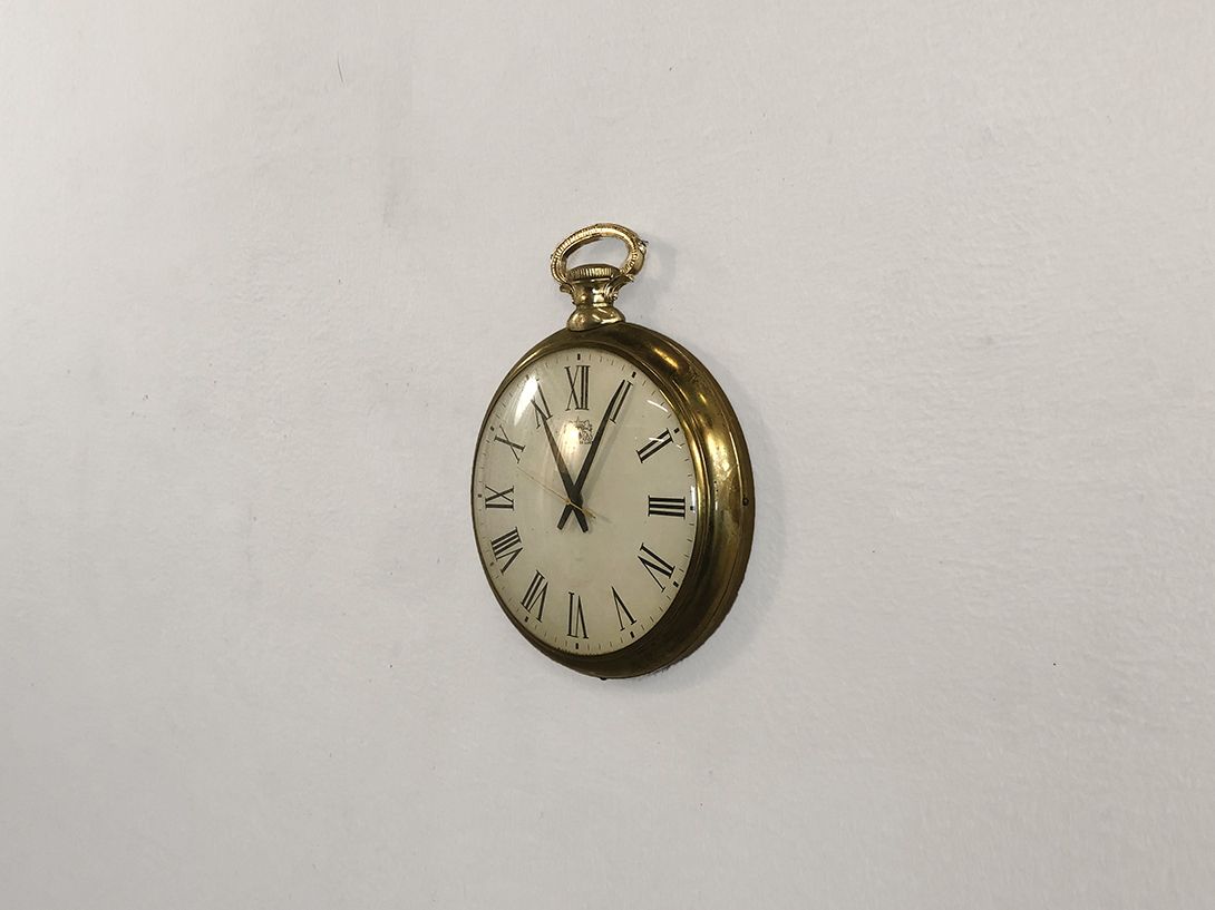 Foto Wall Clock looks like Pocket Watch