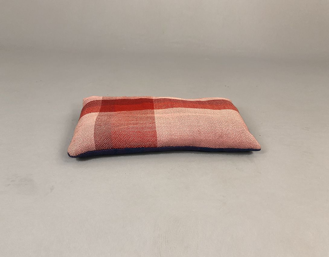 Foto Red Checkered Pillow 33x60cm