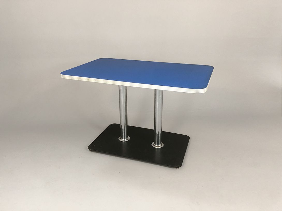 Foto Blue Streamline Diner Table h78x121x76