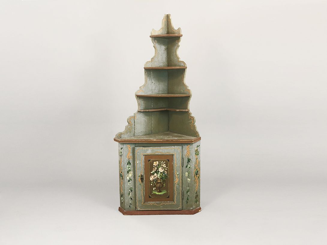 Foto Green Corner Farmer Folklore Painted Antique Cabinet