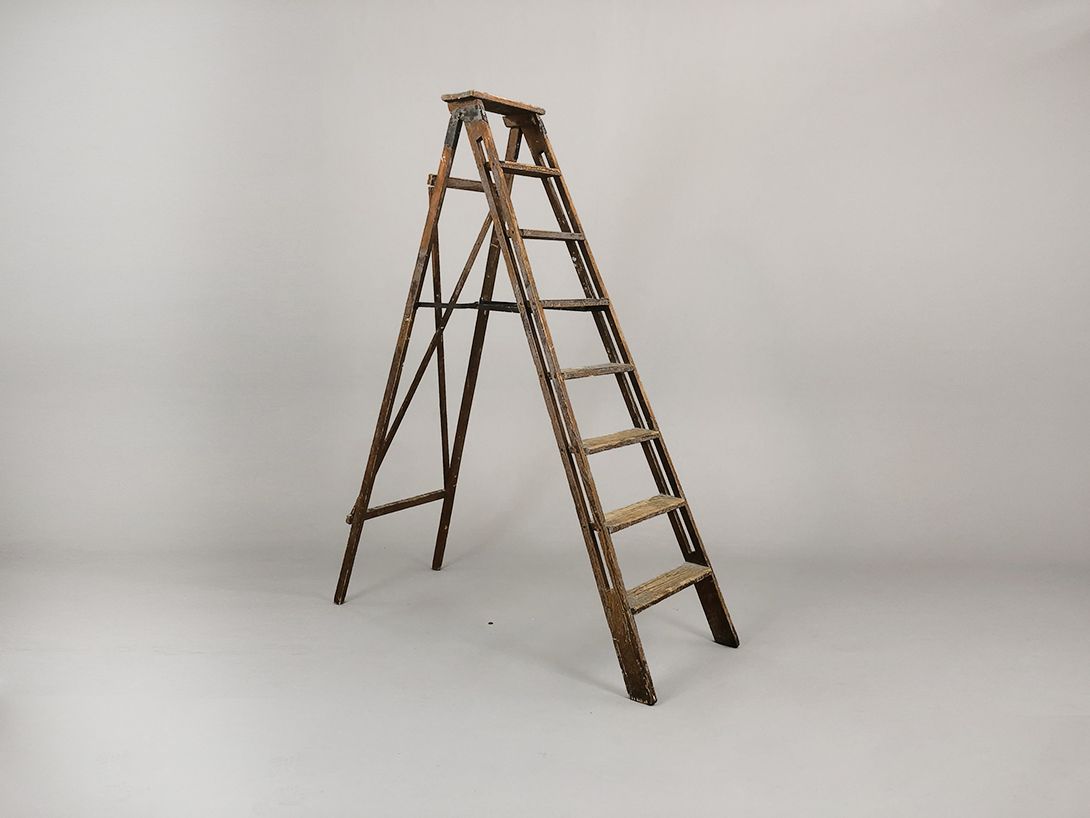 Foto Wood Ladder Industrial 1930