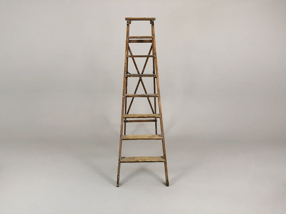 Foto Wood Ladder Industrial 1930