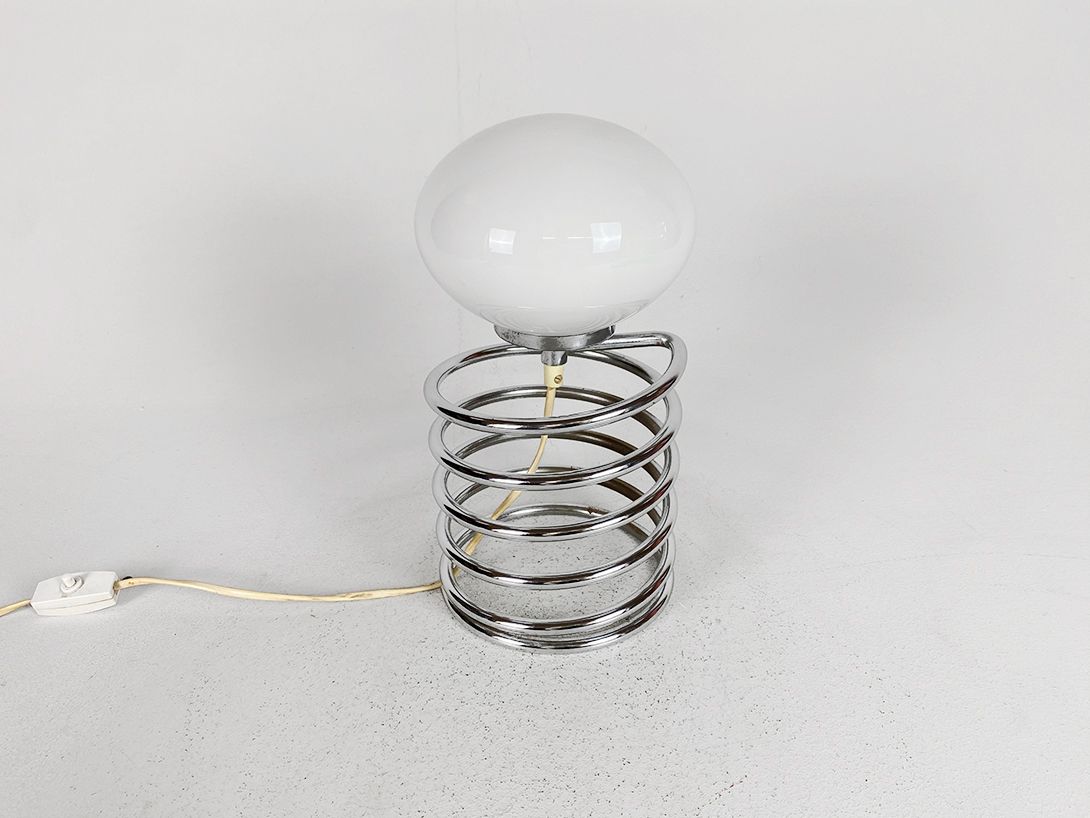 Foto Spiraling Desk Lamp h32