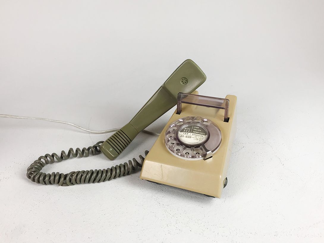 Foto Earth Toned Angular Telephone