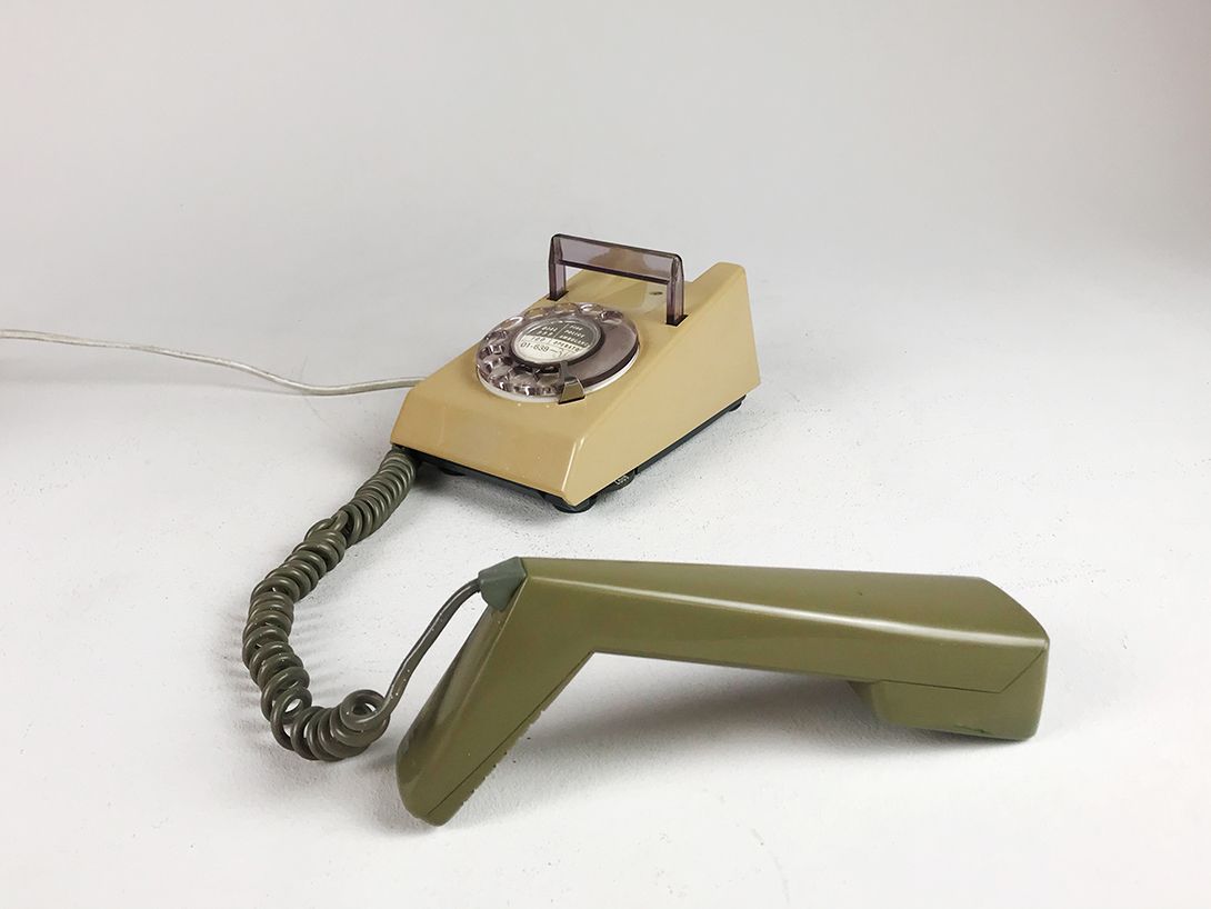 Foto Earth Toned Angular Telephone