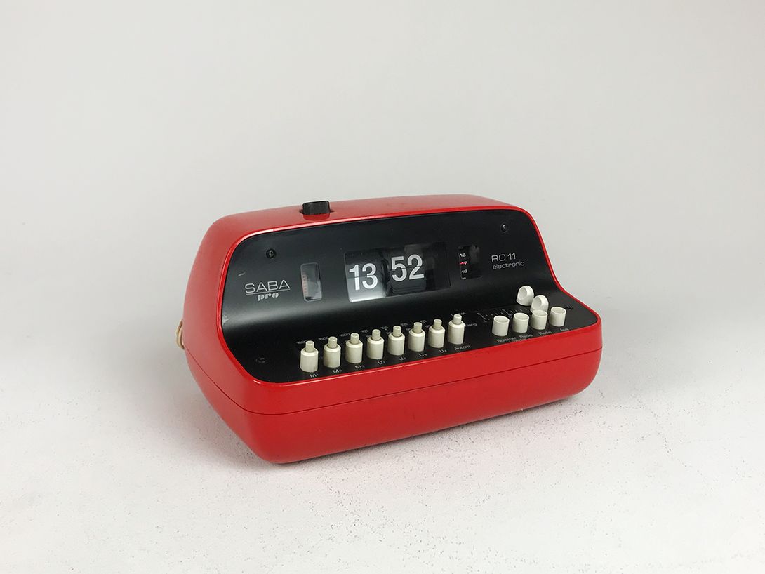 Foto Red Saba Radio Alarm Clock, 1970