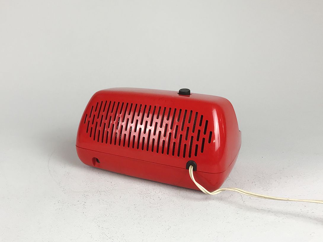 Foto Red Saba Radio Alarm Clock, 1970