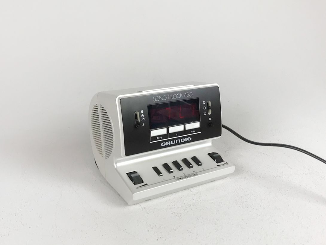 Foto Grundig Sono Clock 450, Germany