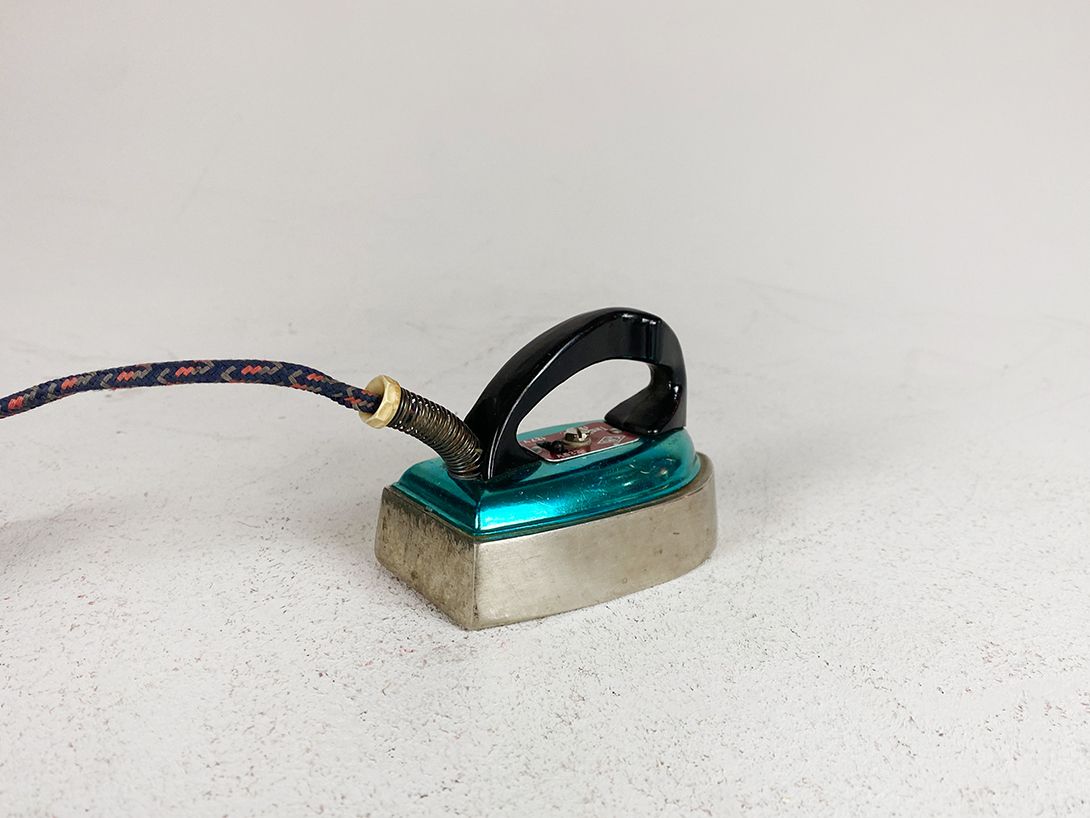 Foto Tiny Iron, Russia