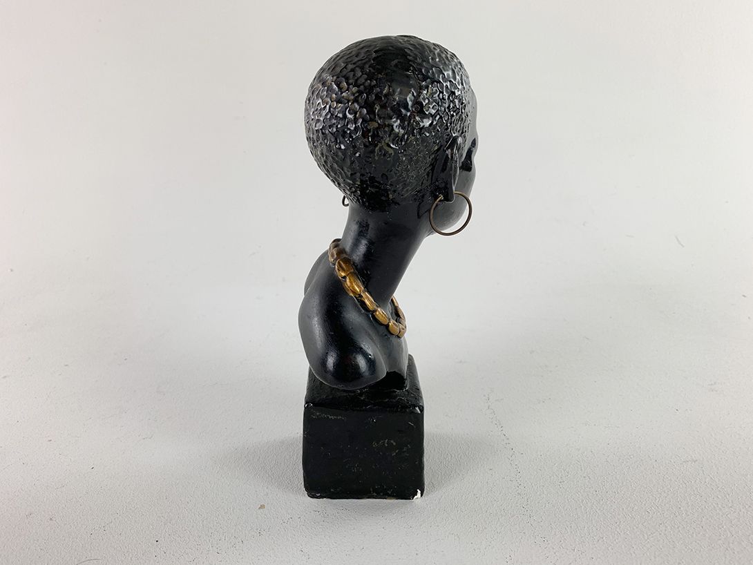 Foto Small African Bust with Hoop Earrings h35x13x10