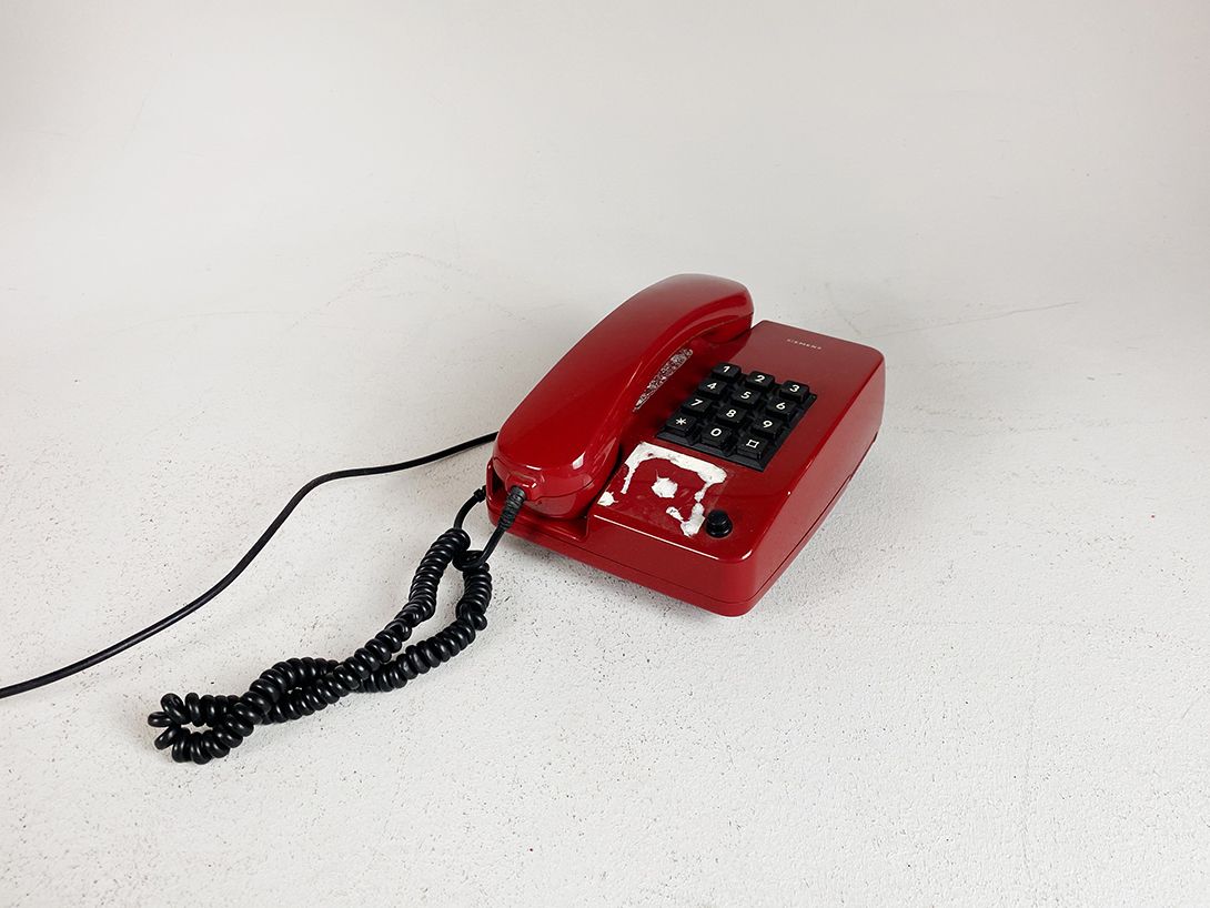 Foto Red Siemens Profiset Telephone, Germany