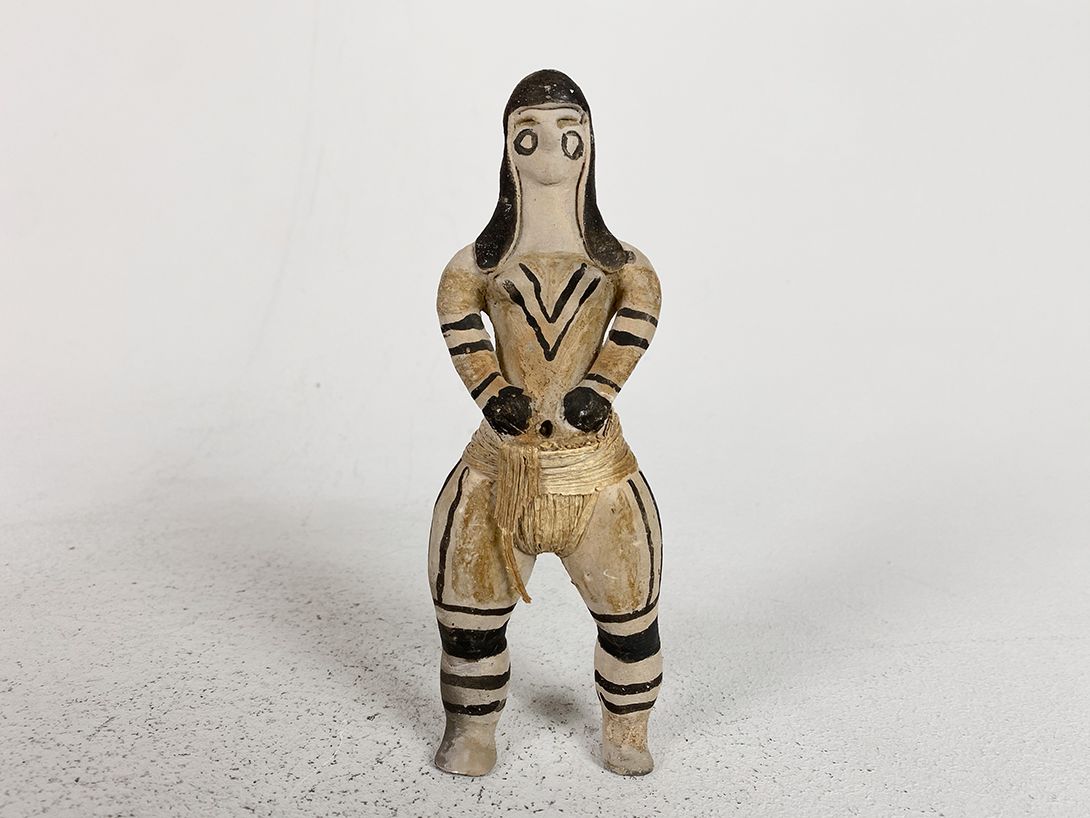 Foto Ceramic Tribe Woman