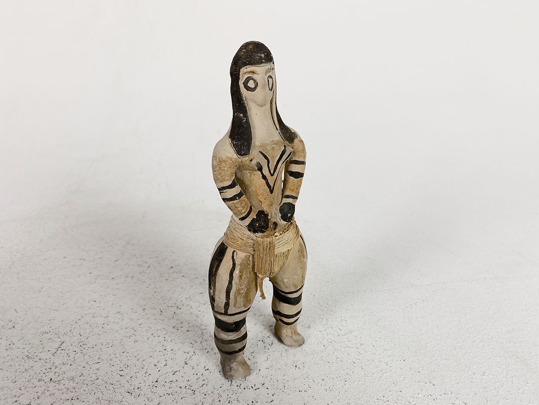 Foto Ceramic Tribe Woman