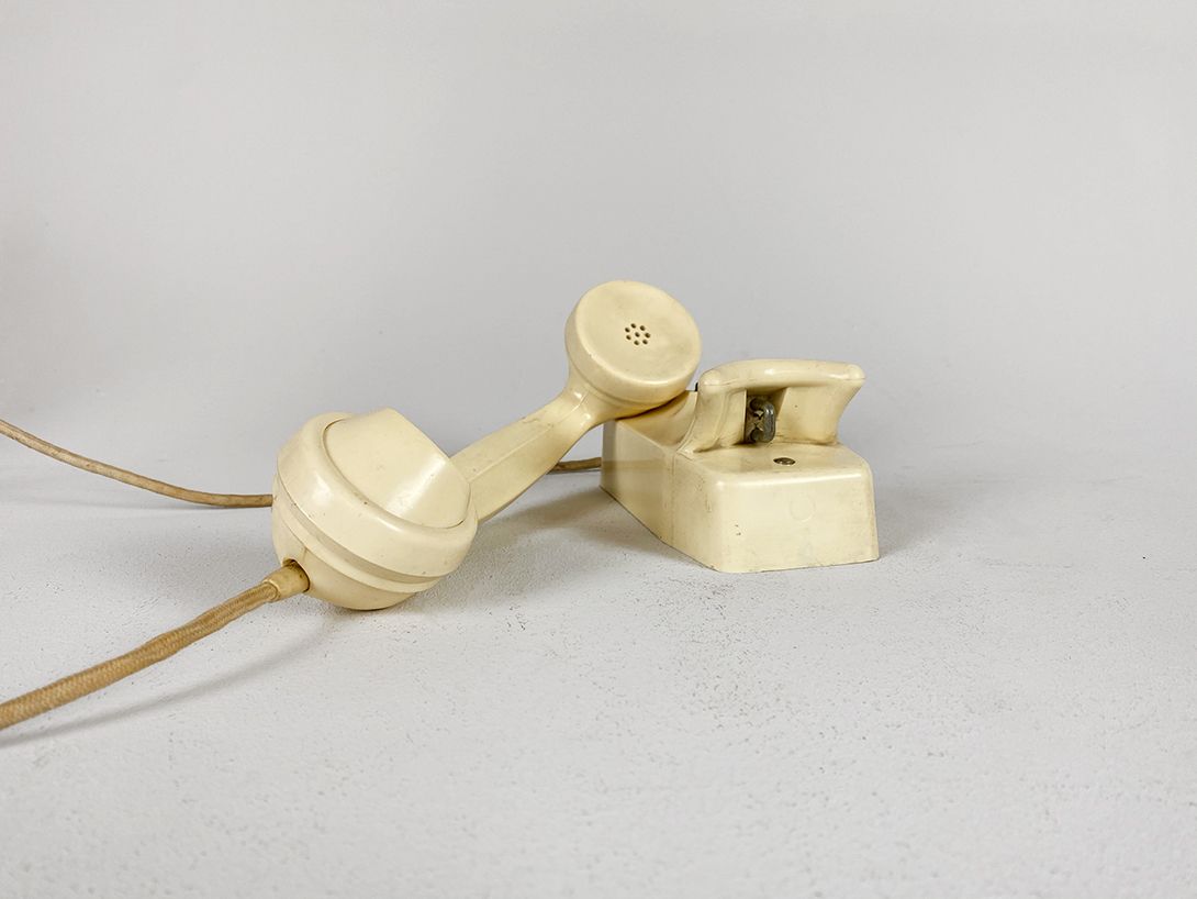 Foto Beige Telephone h12x24x8