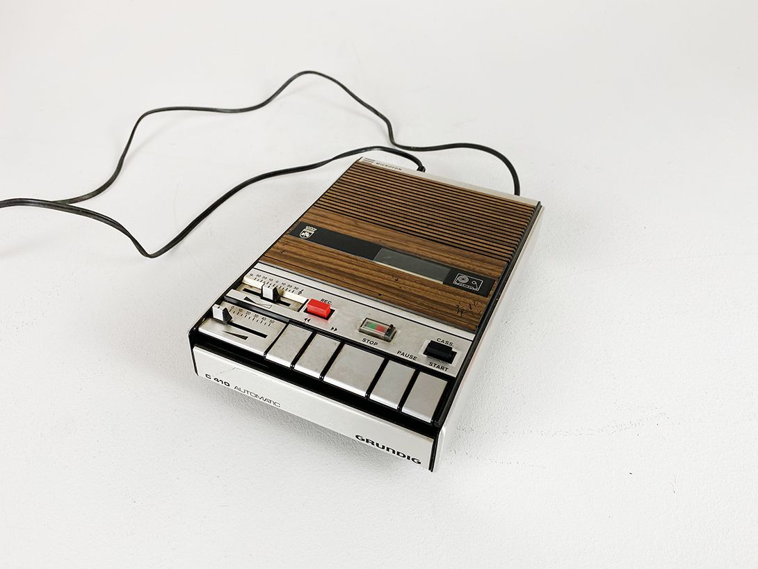 Foto Grundig C410 Tape Recorder h6x17x25