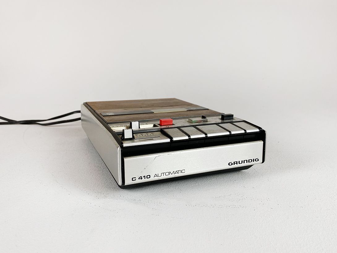 Foto Grundig C410 Tape Recorder h6x17x25
