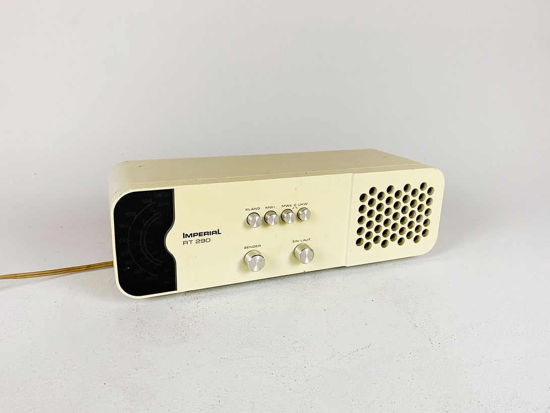 Foto Yellow Imperial Radio