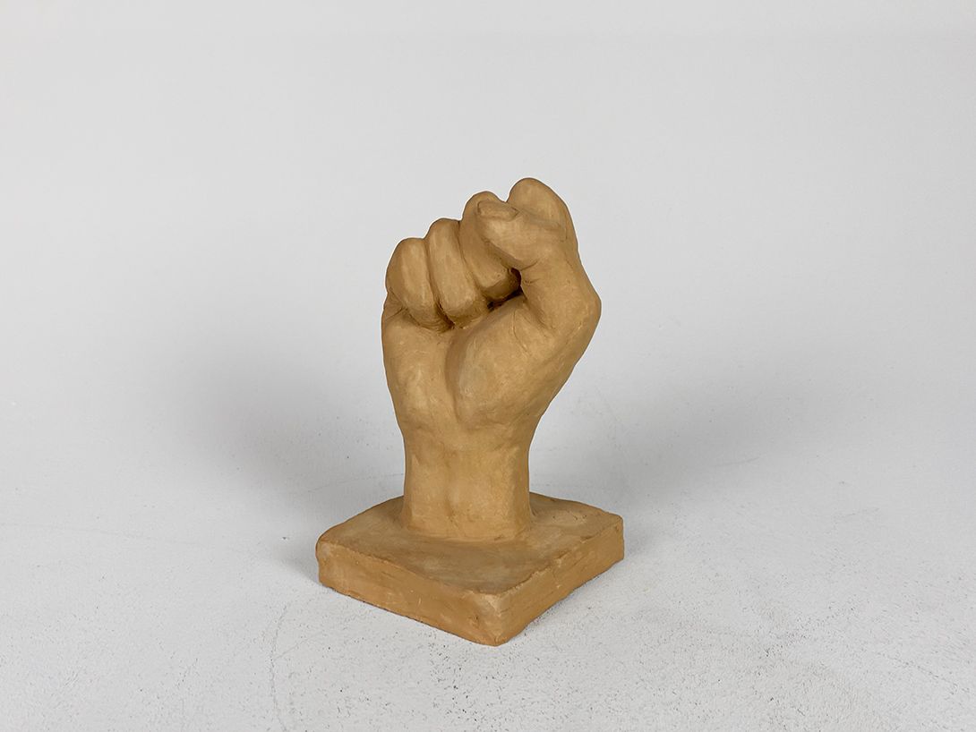 Foto Sculpture of a Fist