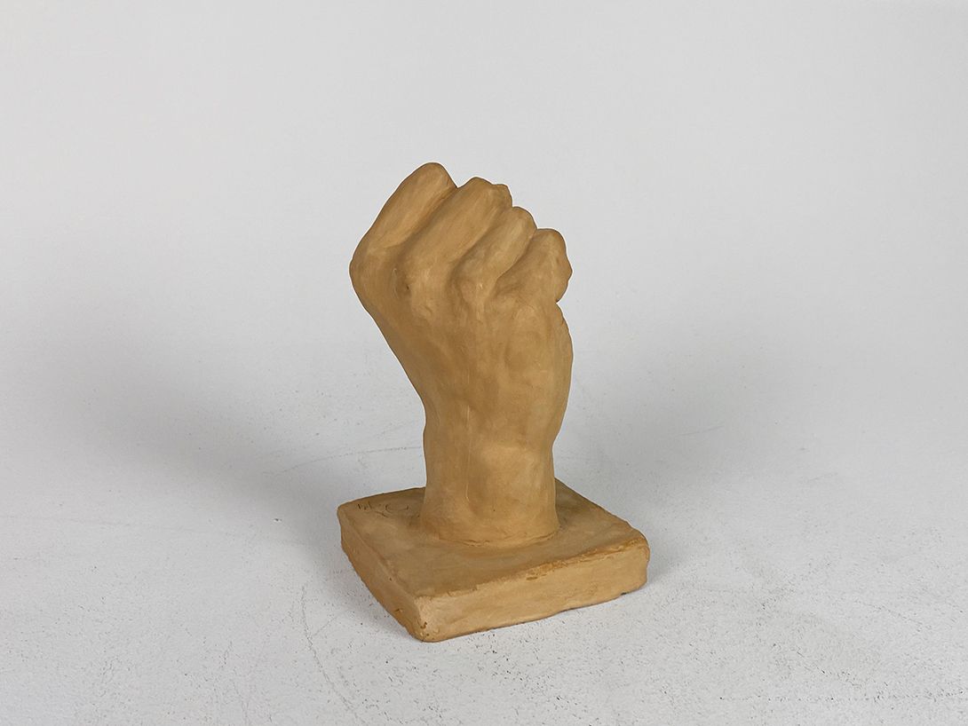 Foto Sculpture of a Fist