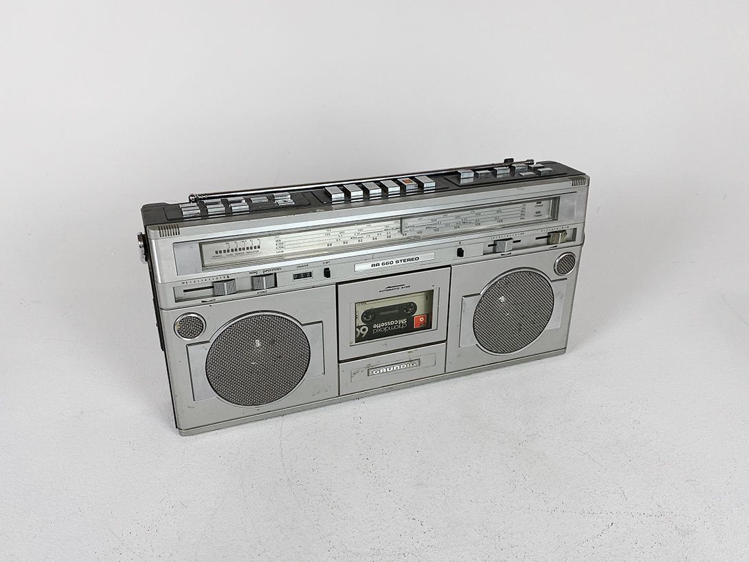 Foto Silver Grundig Boombox