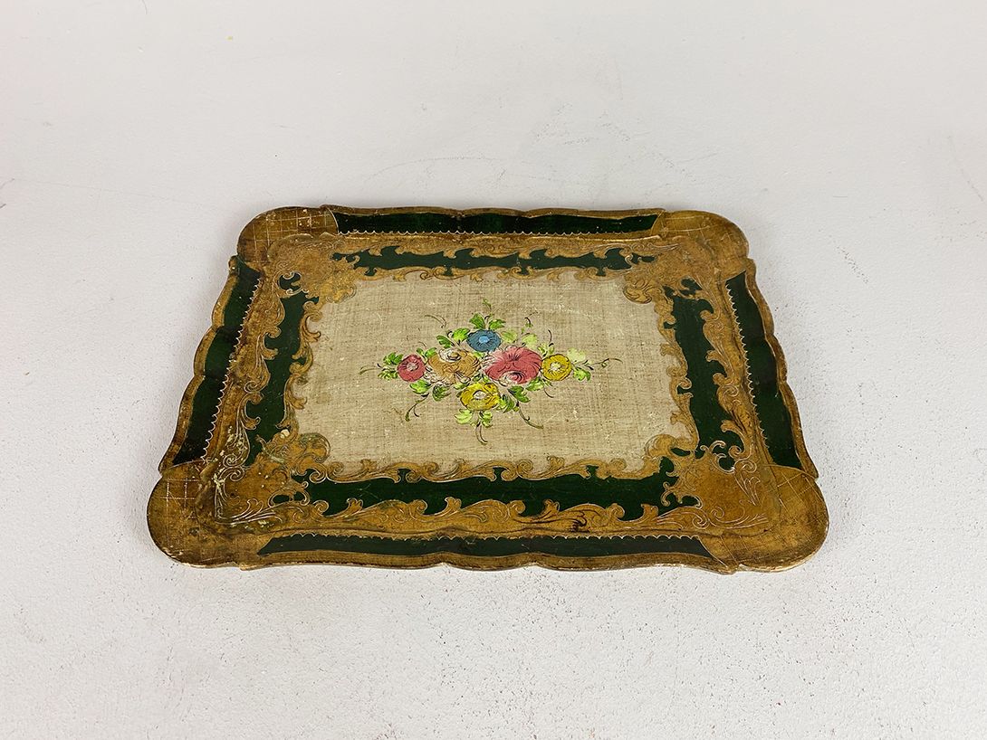 Foto Flowered Wooden Tray 33&#215;43