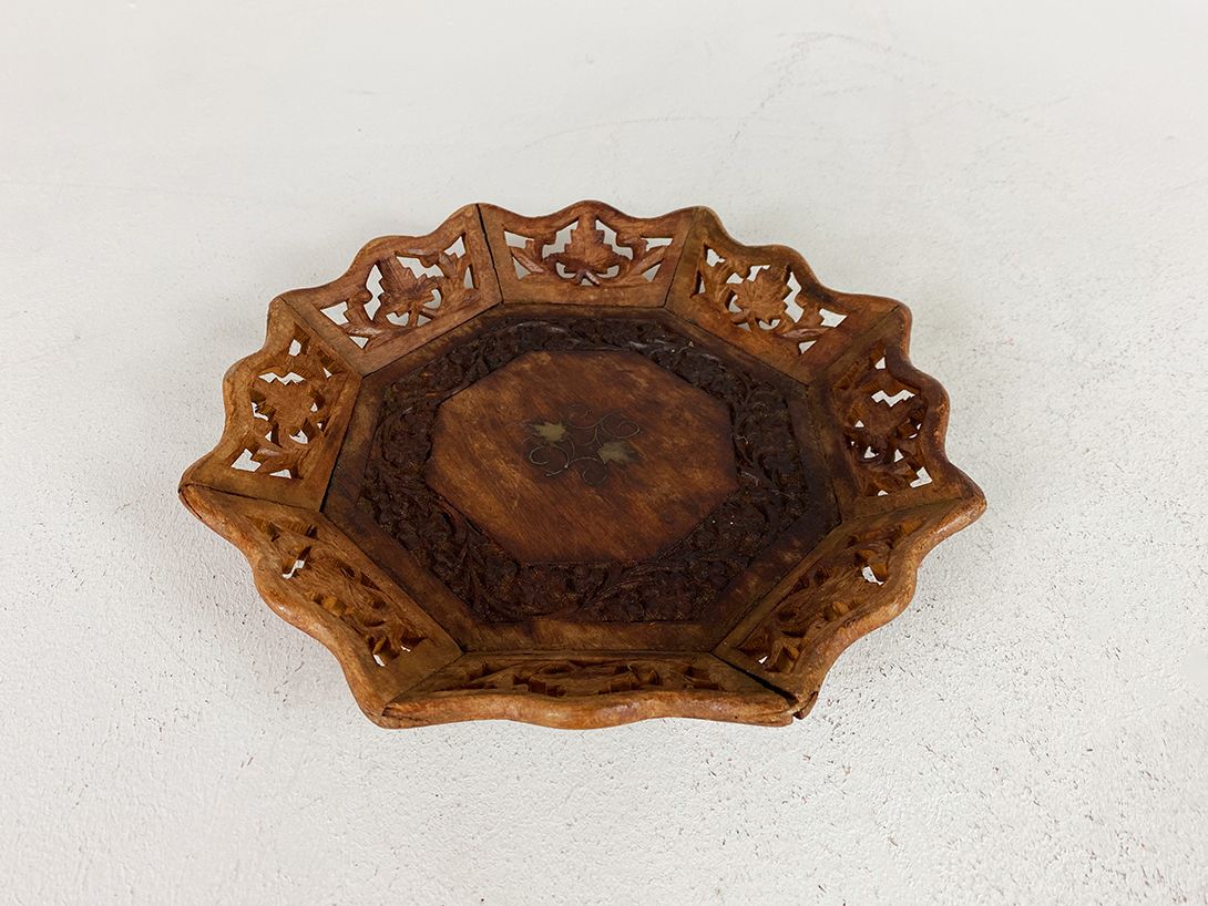 Foto Carved Wooden Bowl h4x27