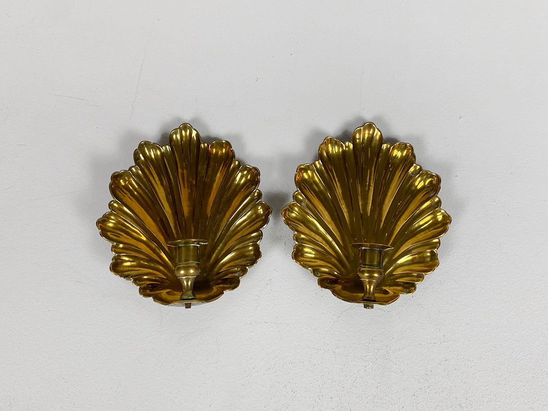 Foto Brass Wall Candle Holder in Shell Shape