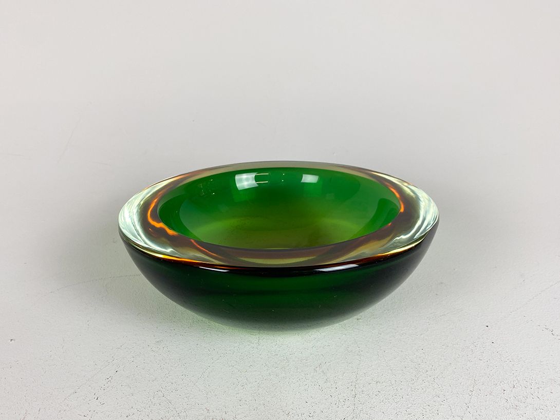 Foto Massive Green Murano Glass Bowl ø26cm