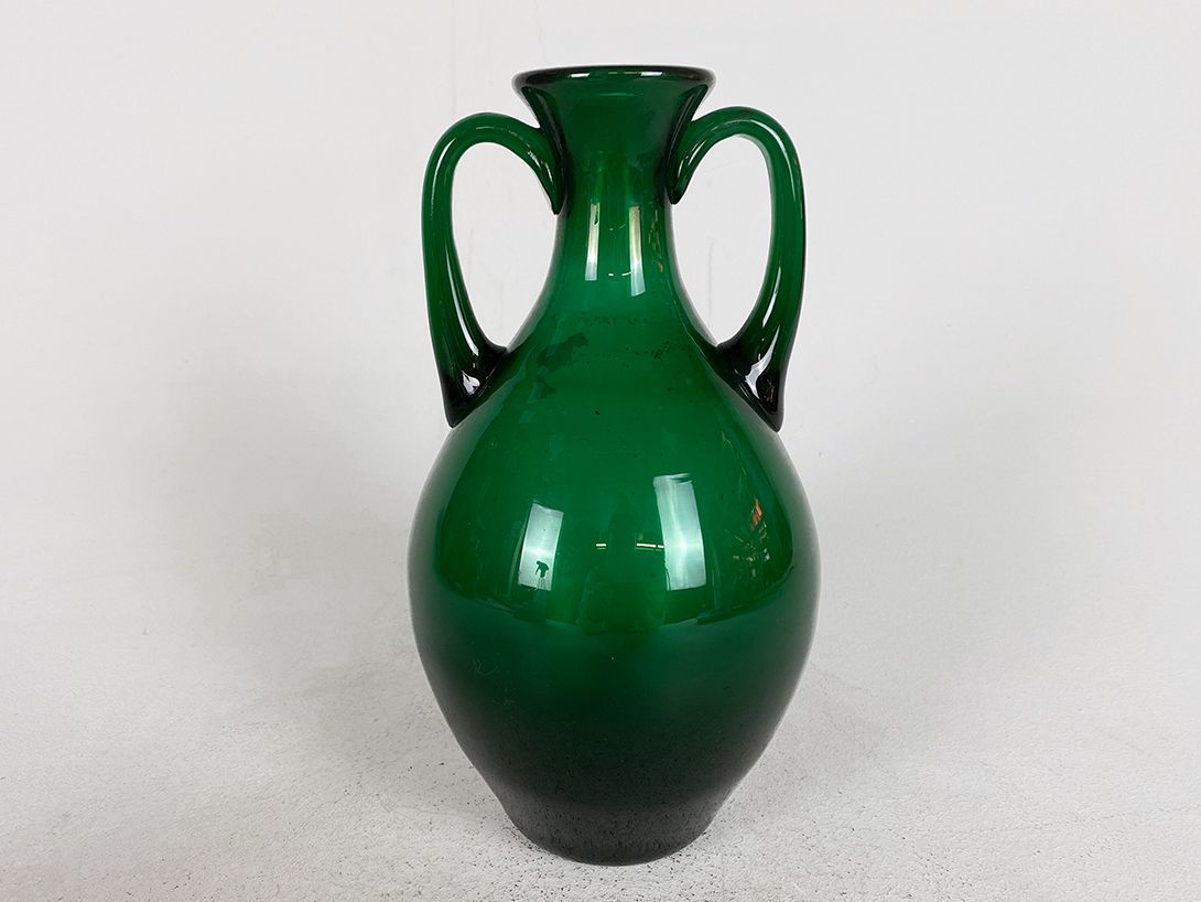 Foto Green Glass Vase with Handles h31