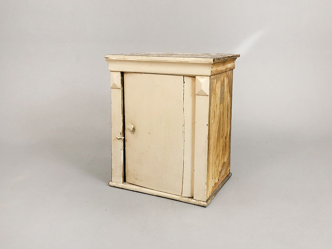 Foto Kitchen Cabinet Worpswede 1947 h56