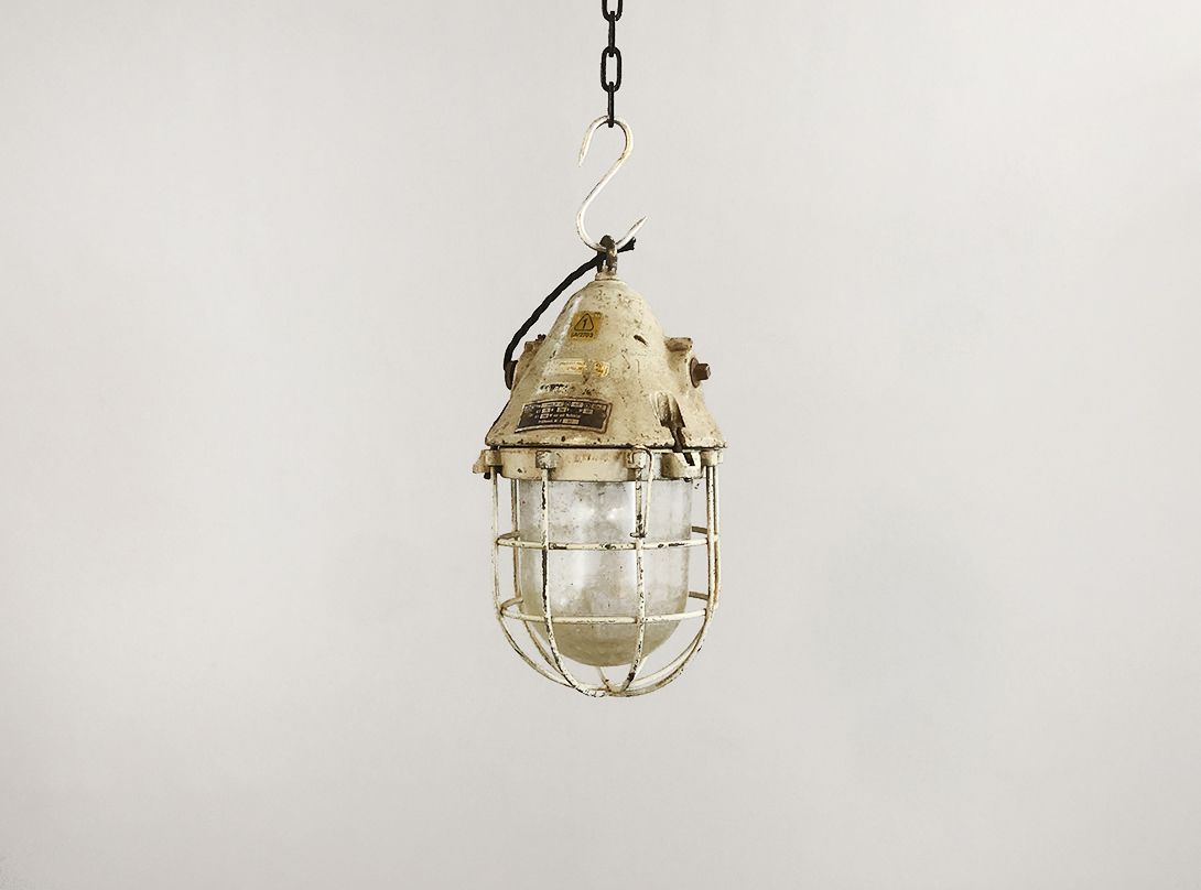 Foto Bunker Lamp EOW Industrial Hanging Lamp 1950s h37