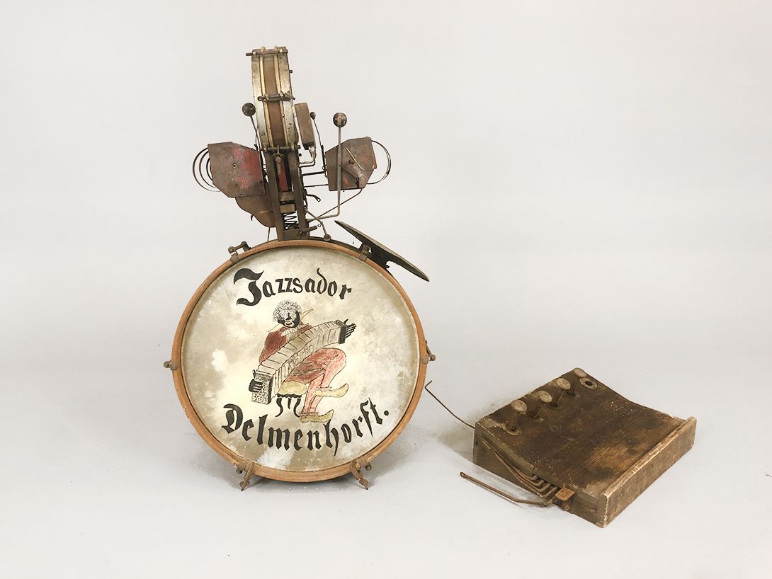 Foto Street Musician Instrument 20s Straßenmusiker Instrument Antik H95x52x30