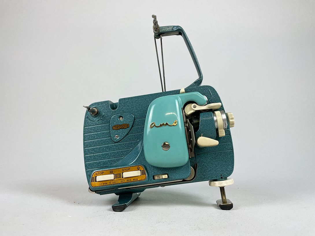 Foto Meopta AM8 Film Projector
