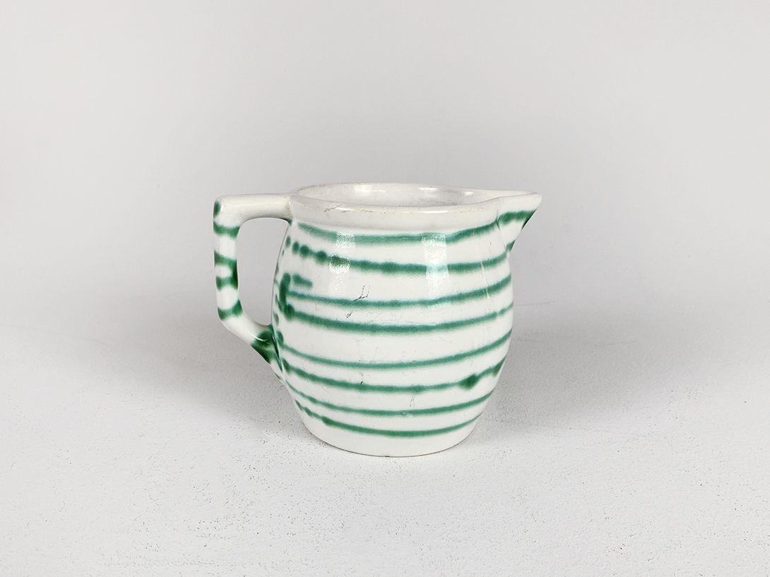 Foto Green Striped Jug h13x17x11