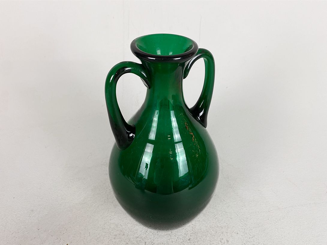 Foto Green Glass Vase with Handles h31