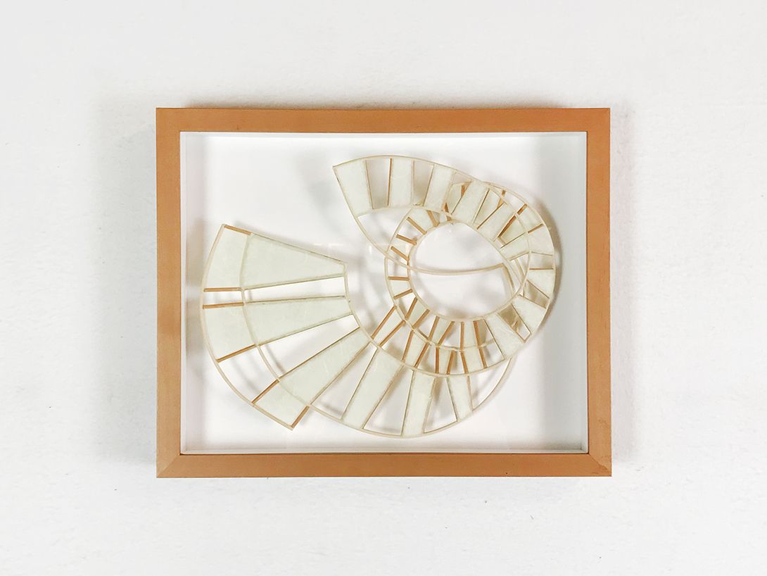 Foto Three-Dimensional Spiral Artwork h31x38