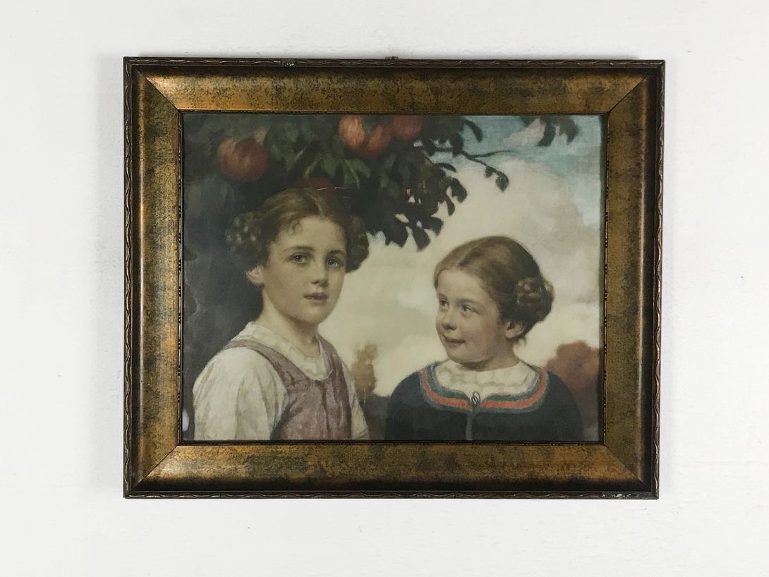 Foto Painting of Girls below Apple Tree h50x62 16E8