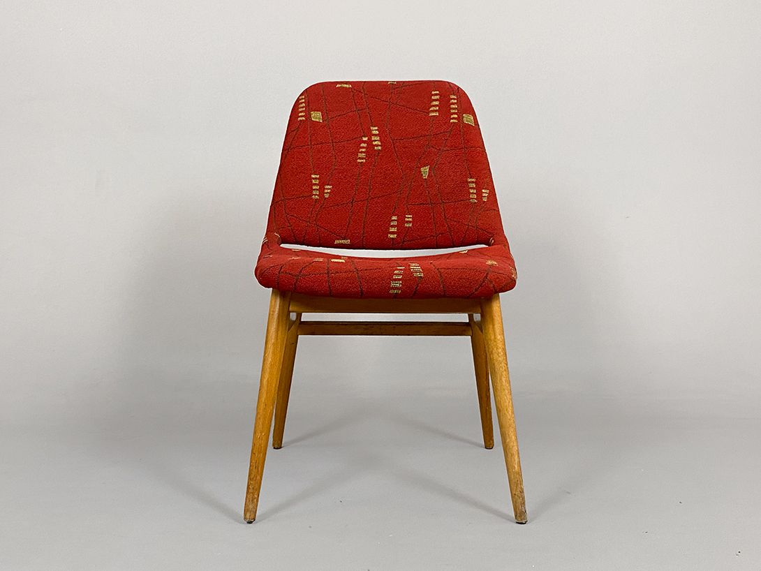 Foto Red Upholstered Chair h76x48x40