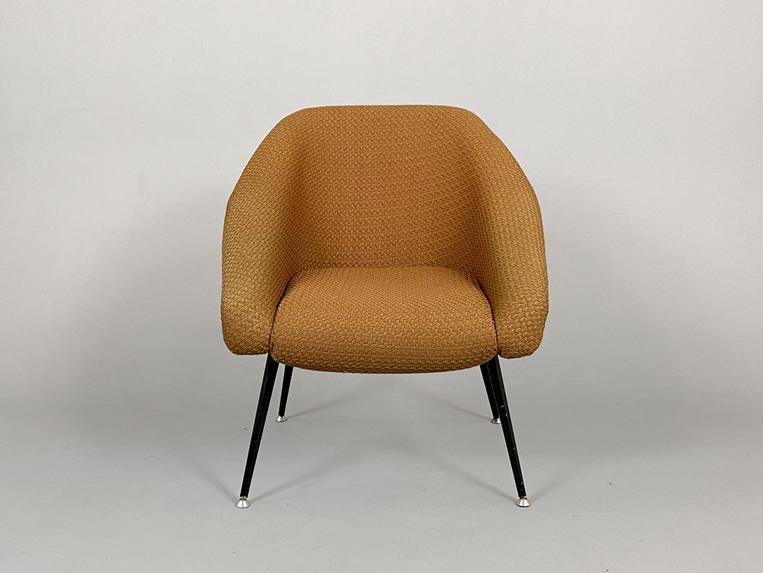 Foto Textile Laid Back Armchair in Light Brown