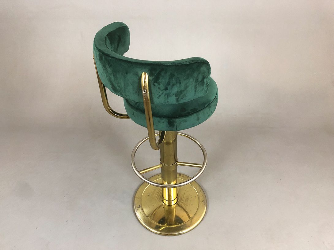 Foto Brass Barstool Las Vegas Covered with Green Velvet 1967 h93